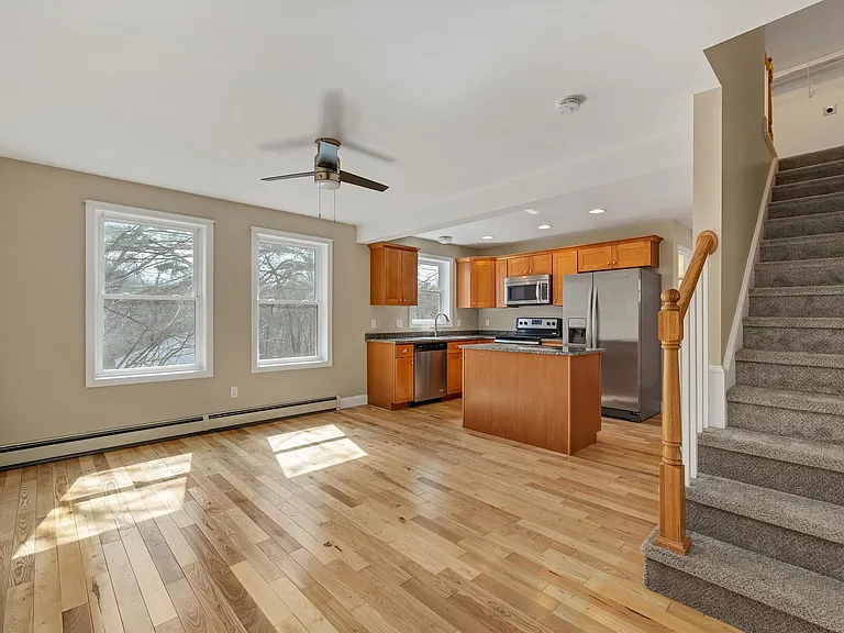370 Stage Rd #3 — Photo 14