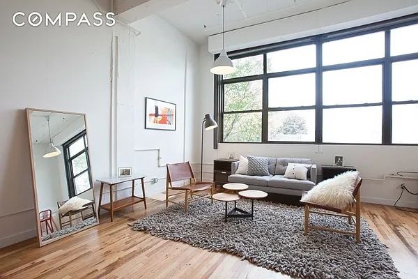 Rented by Compass | media 18