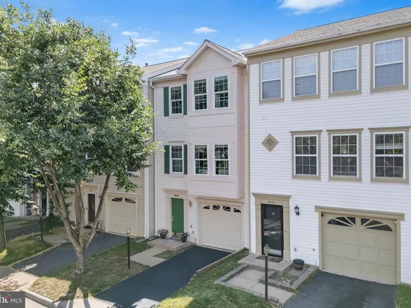 6836 General Lafayette Way, Gainesville, VA 20155