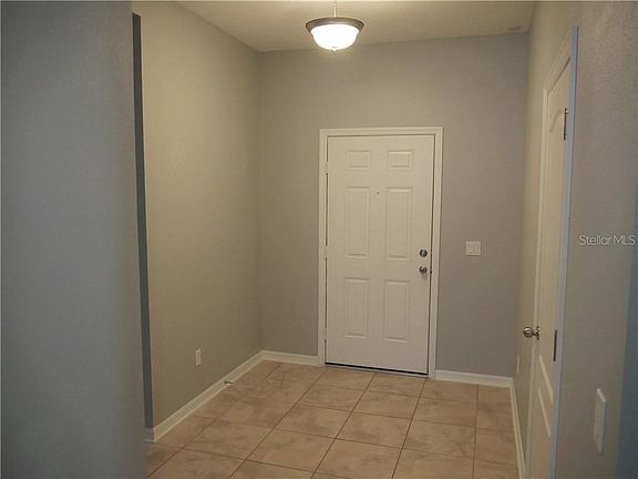 4th image of 3147 Spicer Ave
