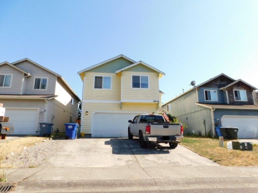 1st image of 3836 152nd St E
