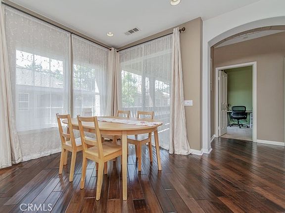 3rd image of 15212 Grant Way