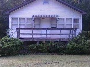 7032 Sissonville Dr, Charleston, WV 25320