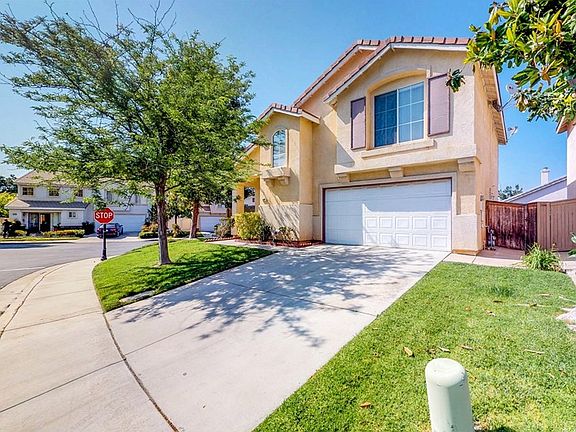 2nd image of 1009 Sunbeam Ln
