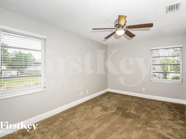957 Bayward Ct — Photo 11