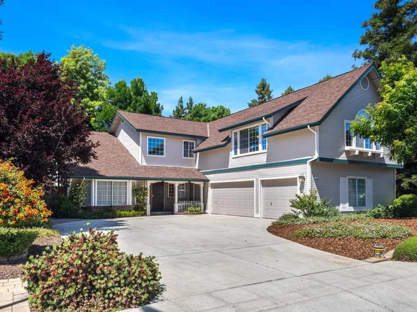 2123 Wrenwood Ave, Clovis, CA 93611
