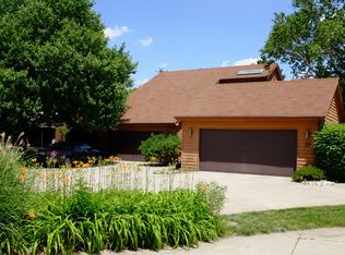 3 Lyndhurst Village Ct APT G, Savoy, IL 61874