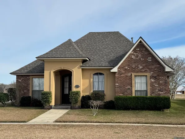 7040 Lakeland Dr, Zachary, LA 70791