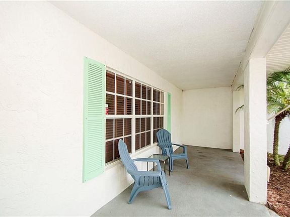 5th image of 146 23rd Ave