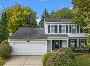 450 Whitney Dr, Rochester Hills, MI 48307