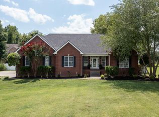 1004 Clay Pl, Lebanon, TN 37087