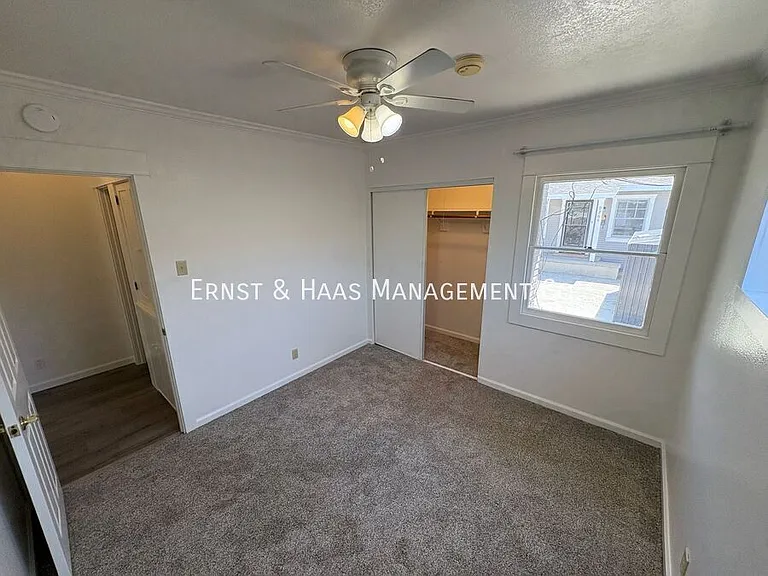 926 Newport Ave — Photo 20
