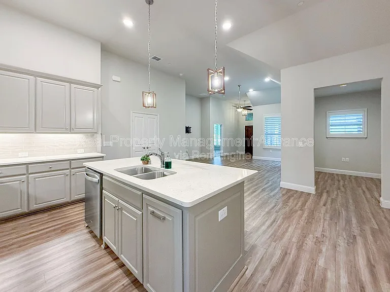 3750 Dalea Dr — Photo 9