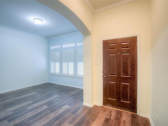 5th image of 3194 Market Center Dr