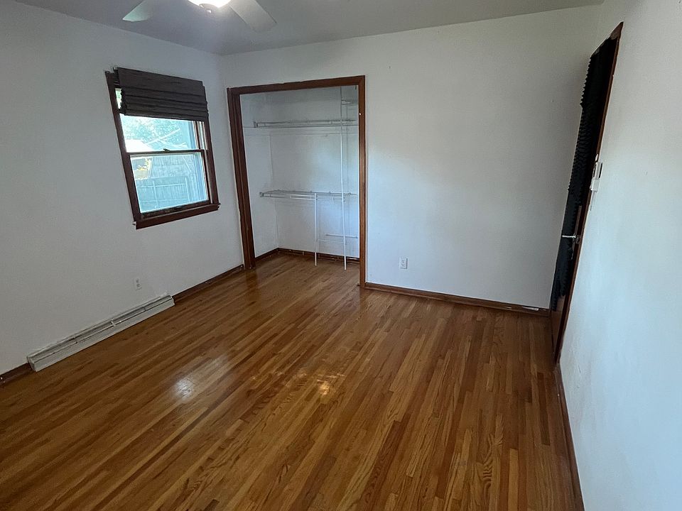 1st image of 550 18th Ave N