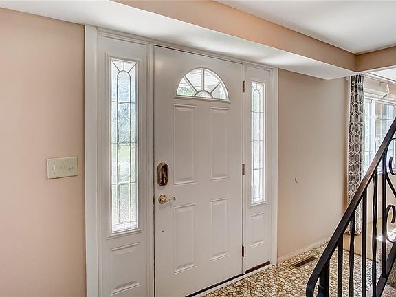 4th image of 7817 Blackshear Dr