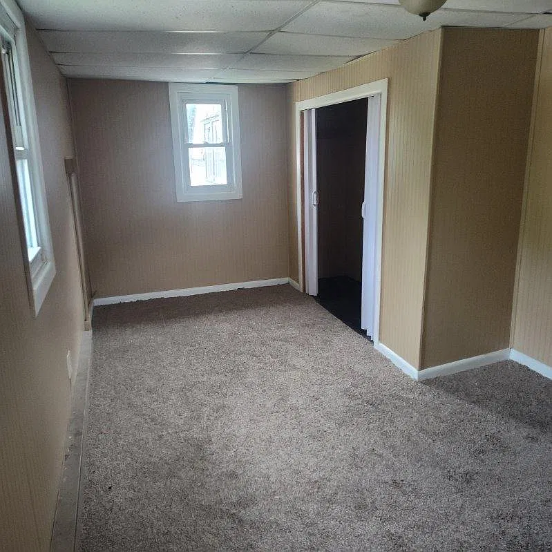 10728 Elmarge Ave — Photo 3