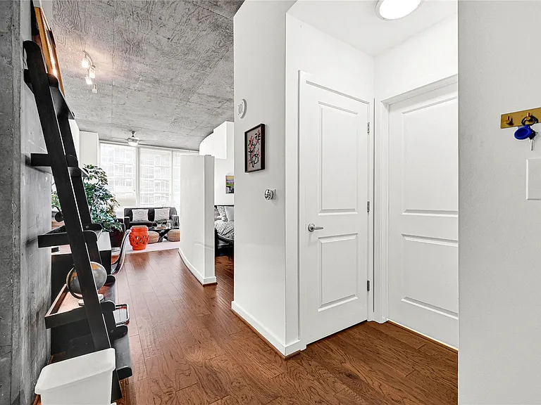 5925 Almeda Rd #10806 — Photo 12