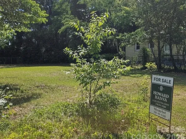 1703 Newark Ave #23, Fayetteville, NC 28301