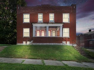 3472 Giles Ave, Saint Louis, MO 63116