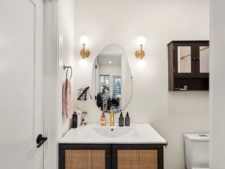 308 Saratoga St #1 — Photo 4