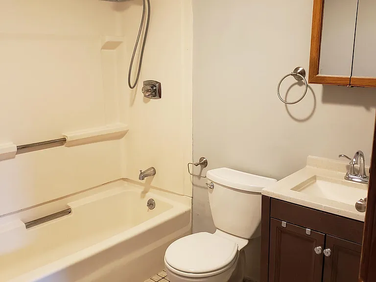 218 Princeton St #3 — Photo 9