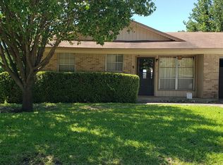 714 E Vista Dr, Garland, TX 75041