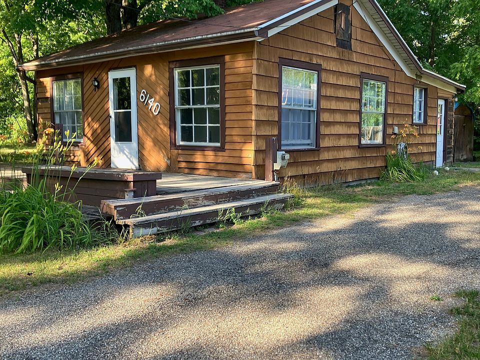 1st image of 6140 E Lake Dr