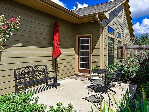 3rd image of 3905 Yegua Creek Ct