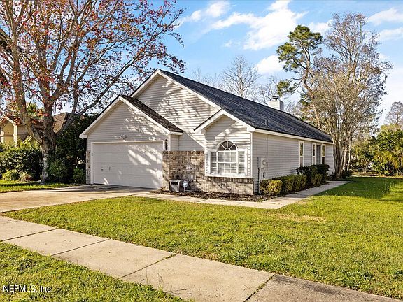 2nd image of 6175 LUCERNE Avenue