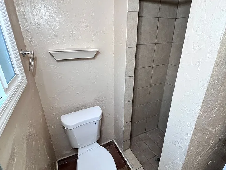 10 W Rillito St — Photo 8