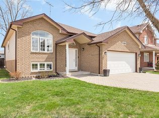 1128 Frederica Ave, Windsor, ON N8P1V9