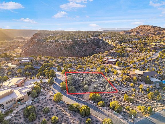 4th image of 3008 Navajo Way