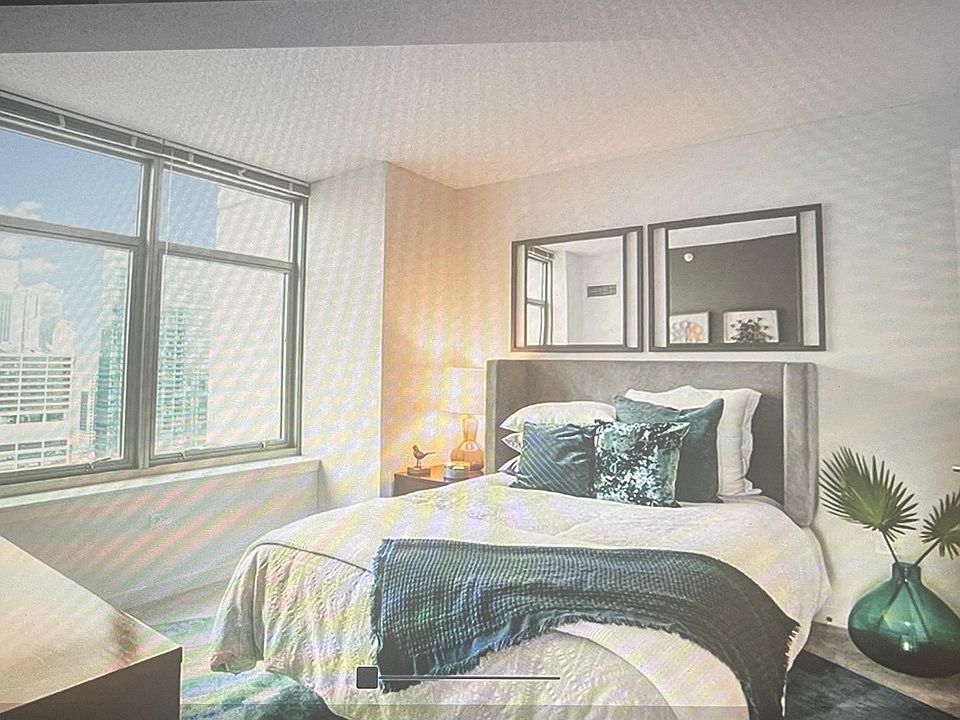 1st image of 551 W Kinzie St #1203