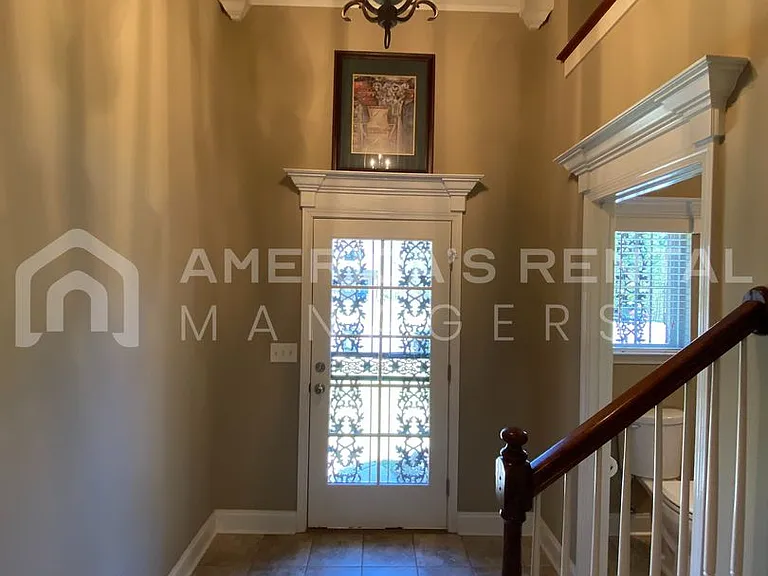 4230 Lochshire Ln — Photo 3