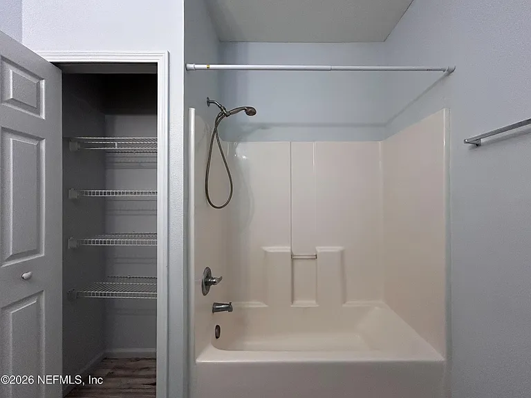 8215 Green Parrot Rd #103 — Photo 22