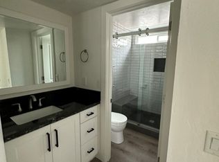 706 1/2 Narcissus Ave, Corona Del Mar, CA 92625