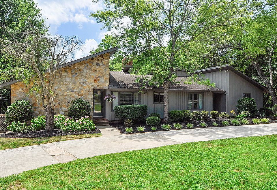 1st image of 5412 Camilla Dr