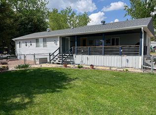 2 Anchor Rd, Lemoyne, NE 69146