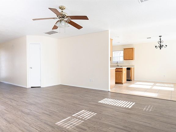 5th image of 1705 Sylvia Ln