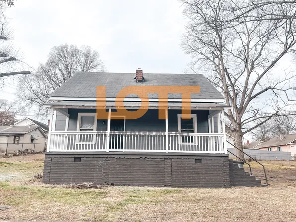 12 N Ymca St, Greenville, SC 29611