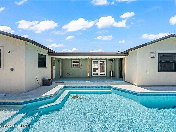 5th image of 2320 Abalone Ave