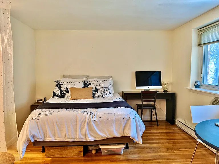 39 Englewood Ave #14 — Photo 4
