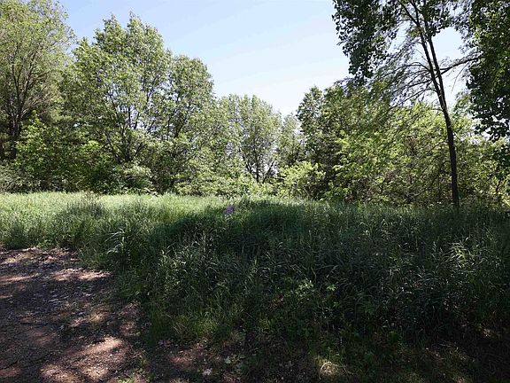 2nd image of LOT 29 Summit Dr