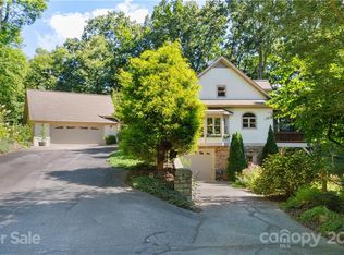 1186 Great Oak Dr, Canton, NC 28716