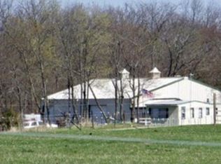 6414 N Oakley Rd, Oakley, IL 62501