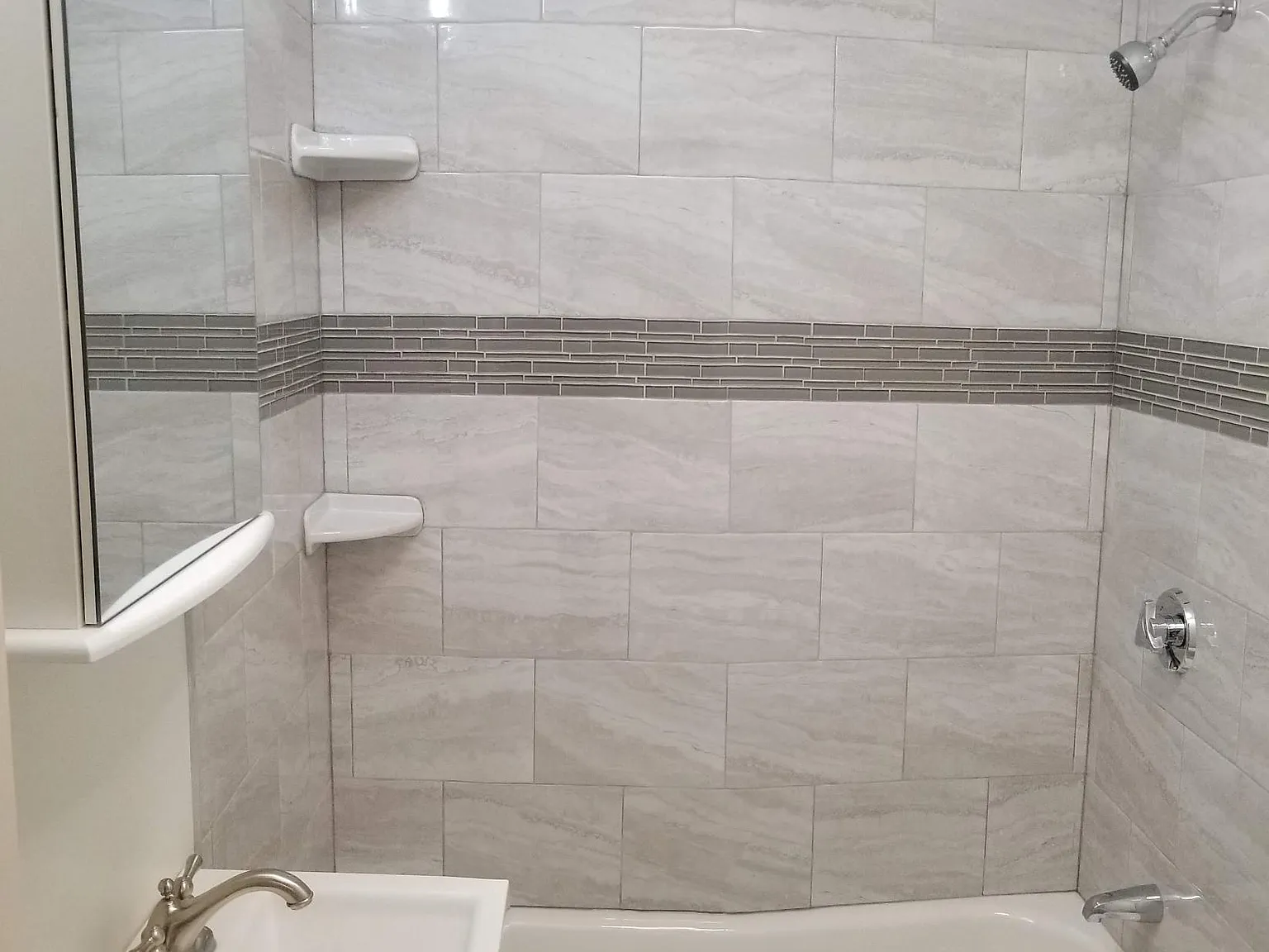 2 bed, 1100 sqft, $2,600 — Photo 2