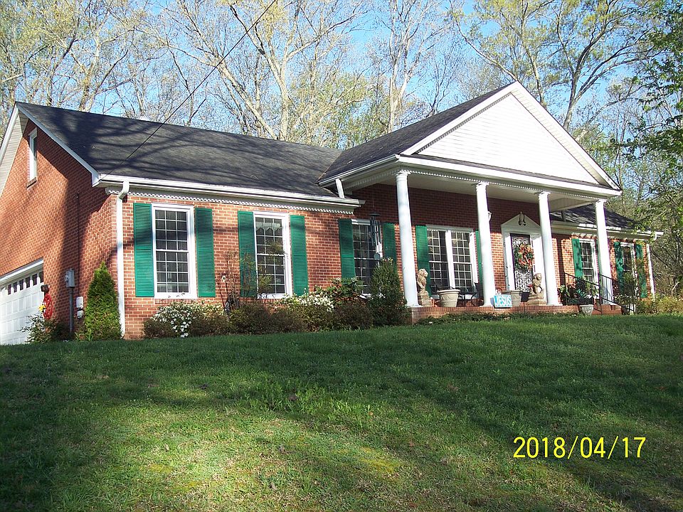 1st image of 6 Hillcrest Dr