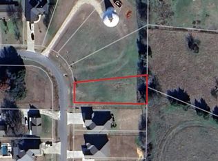 133 Mohave Dr E, Lake Kiowa, TX 76240