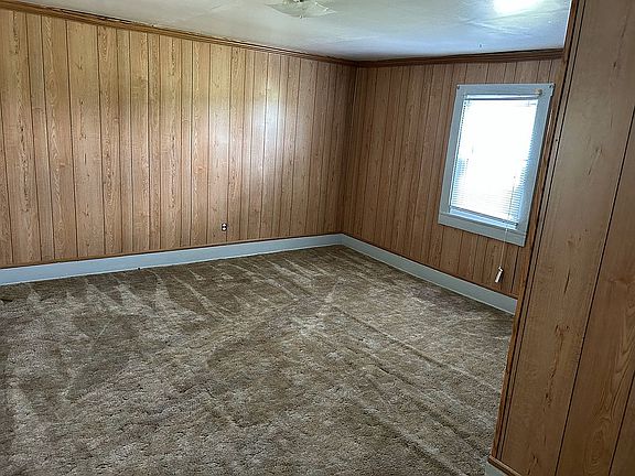 5th image of 319 Beulah Ln